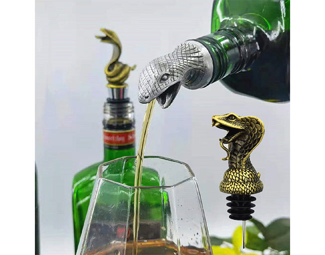 Wine Pourer